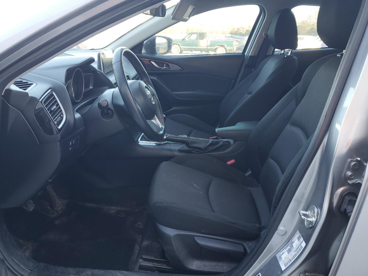 2015 Mazda 3 - Image 7