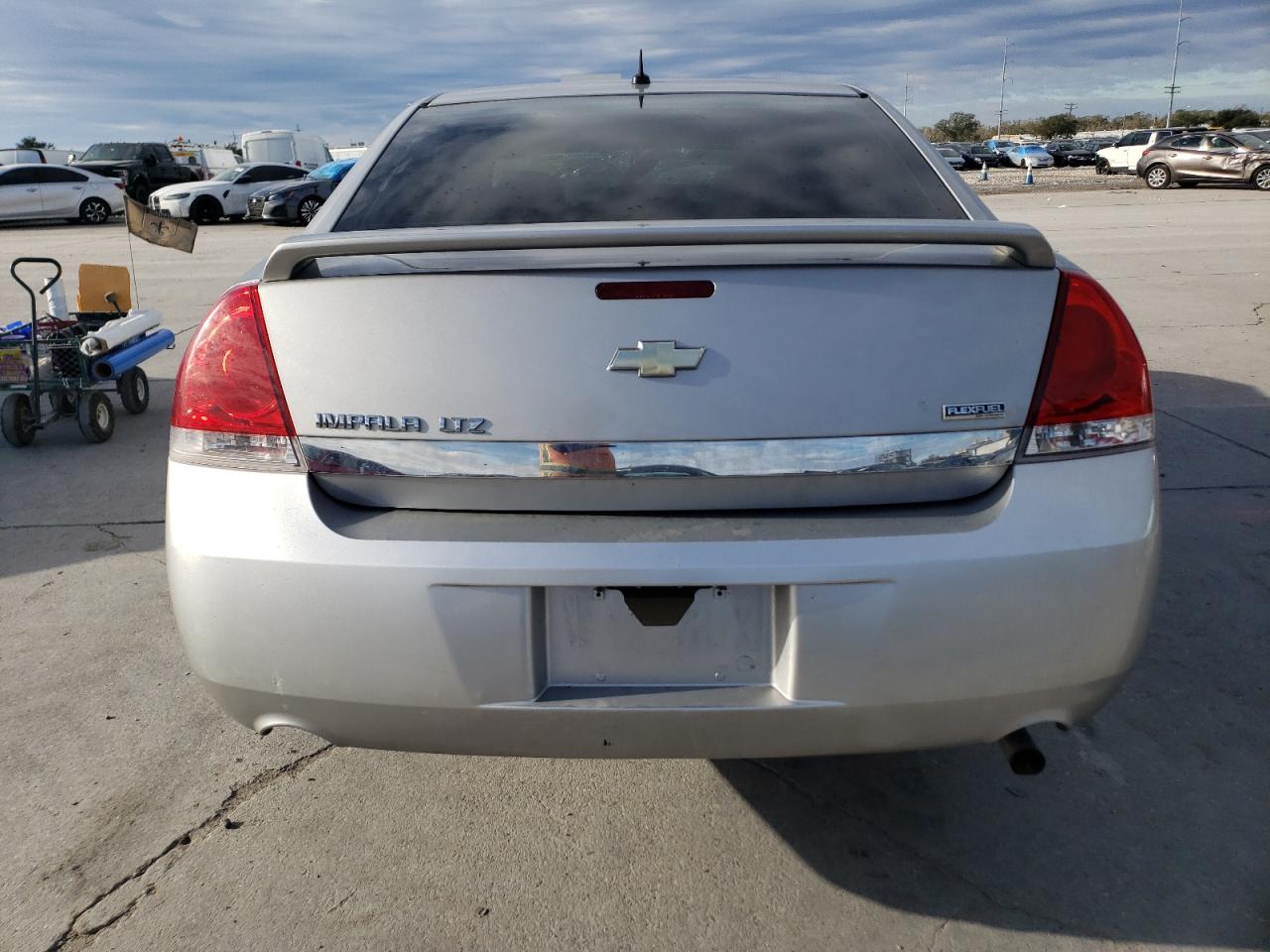 2008 Chevrolet Impala - Image 6