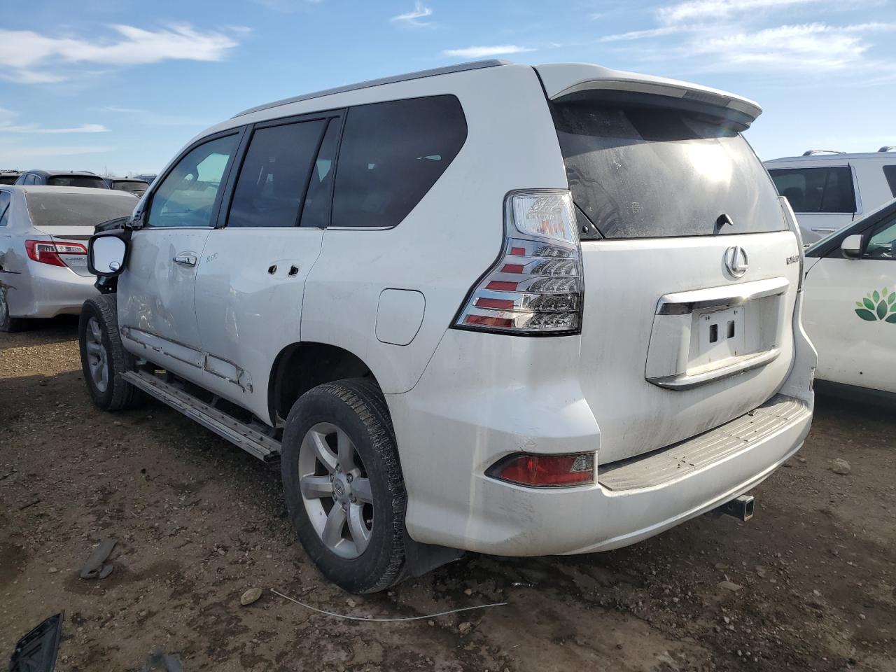 2015 Lexus GX - Image 2
