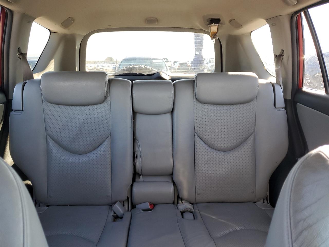2010 Toyota RAV 4 - Image 10