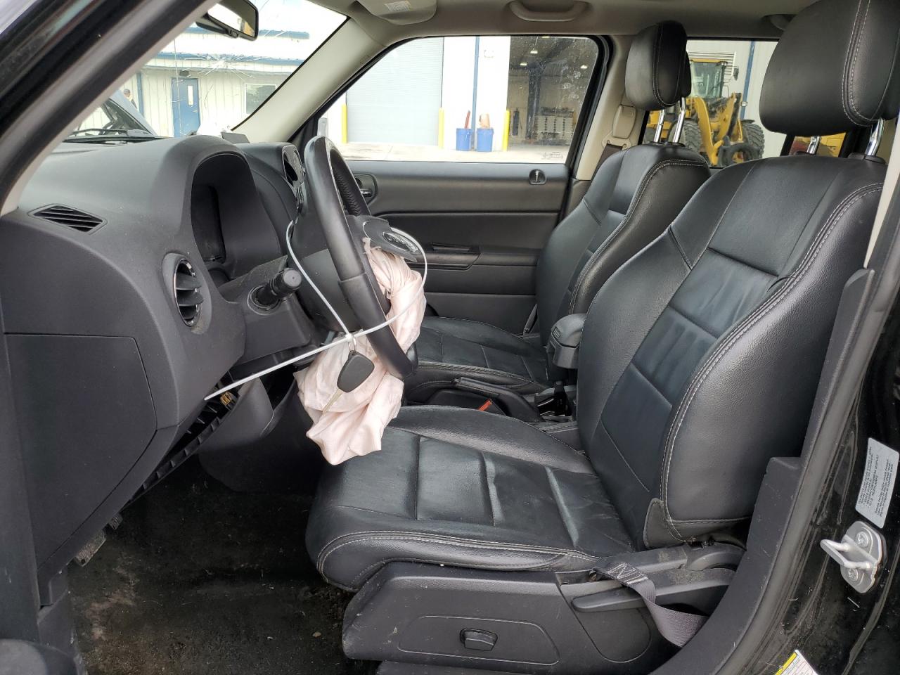 2017 Jeep Liberty (Patriot) - Image 7