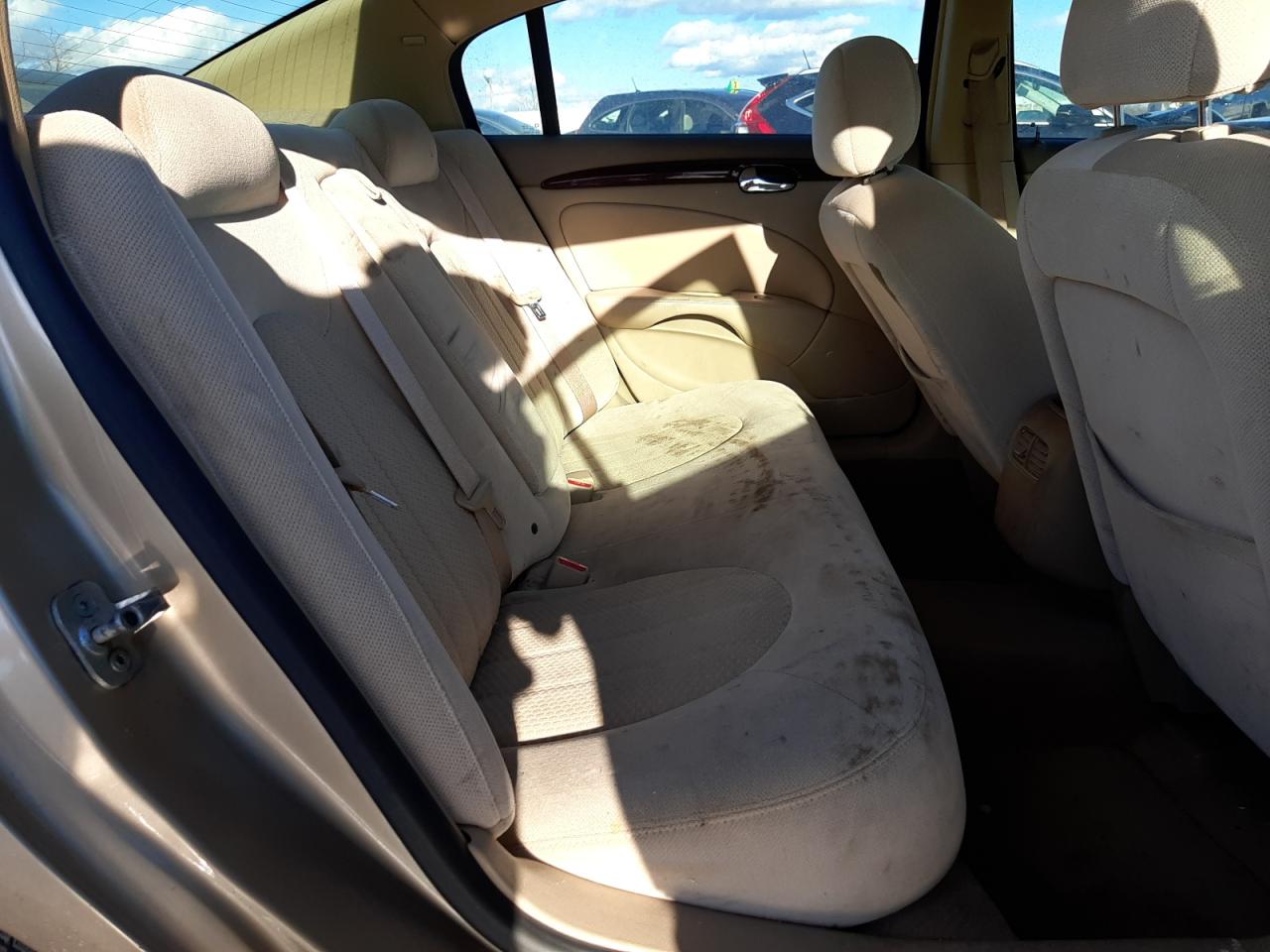 2006 Buick Lucerne - Image 10