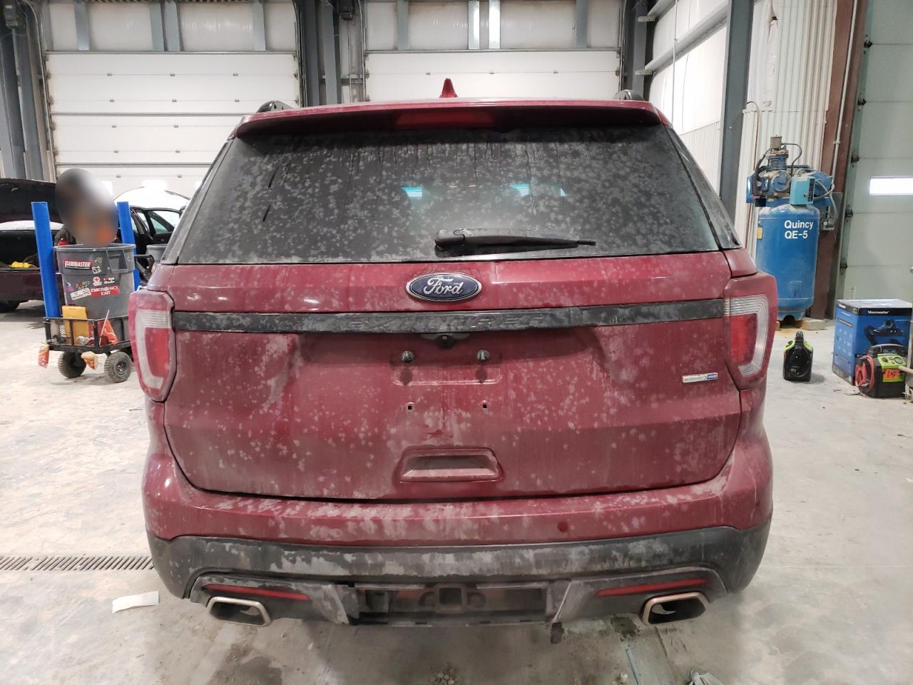 2016 Ford Explorer - Image 6
