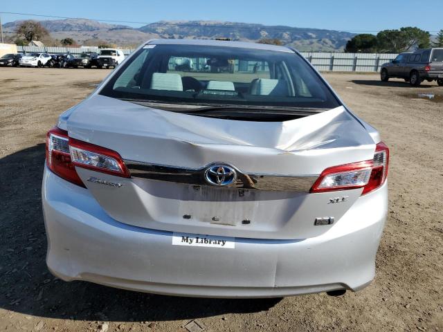  TOYOTA CAMRY 2012 Серебристый