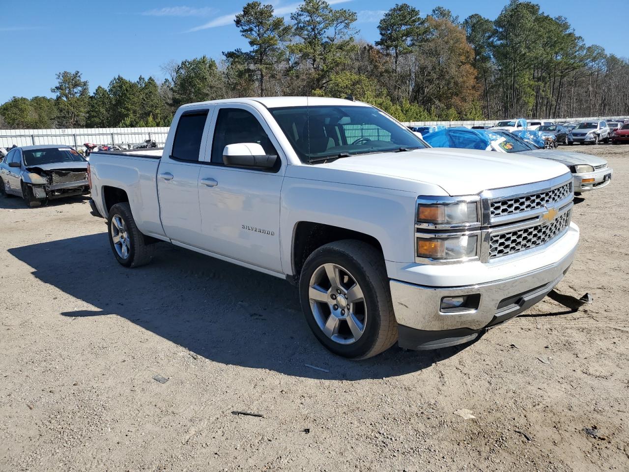 2014 Chevrolet Silverado - Image 4