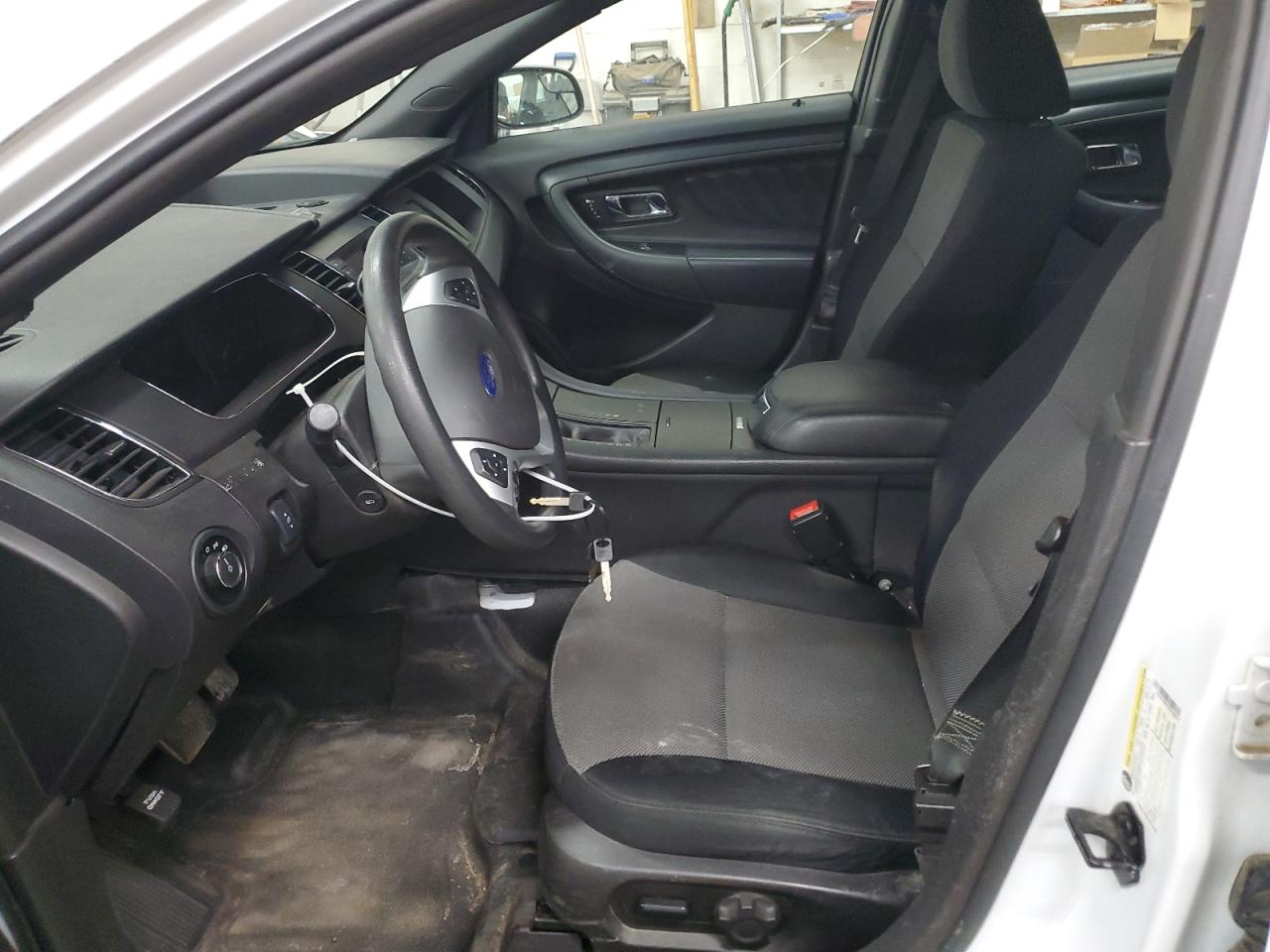 2014 Ford Taurus - Image 7