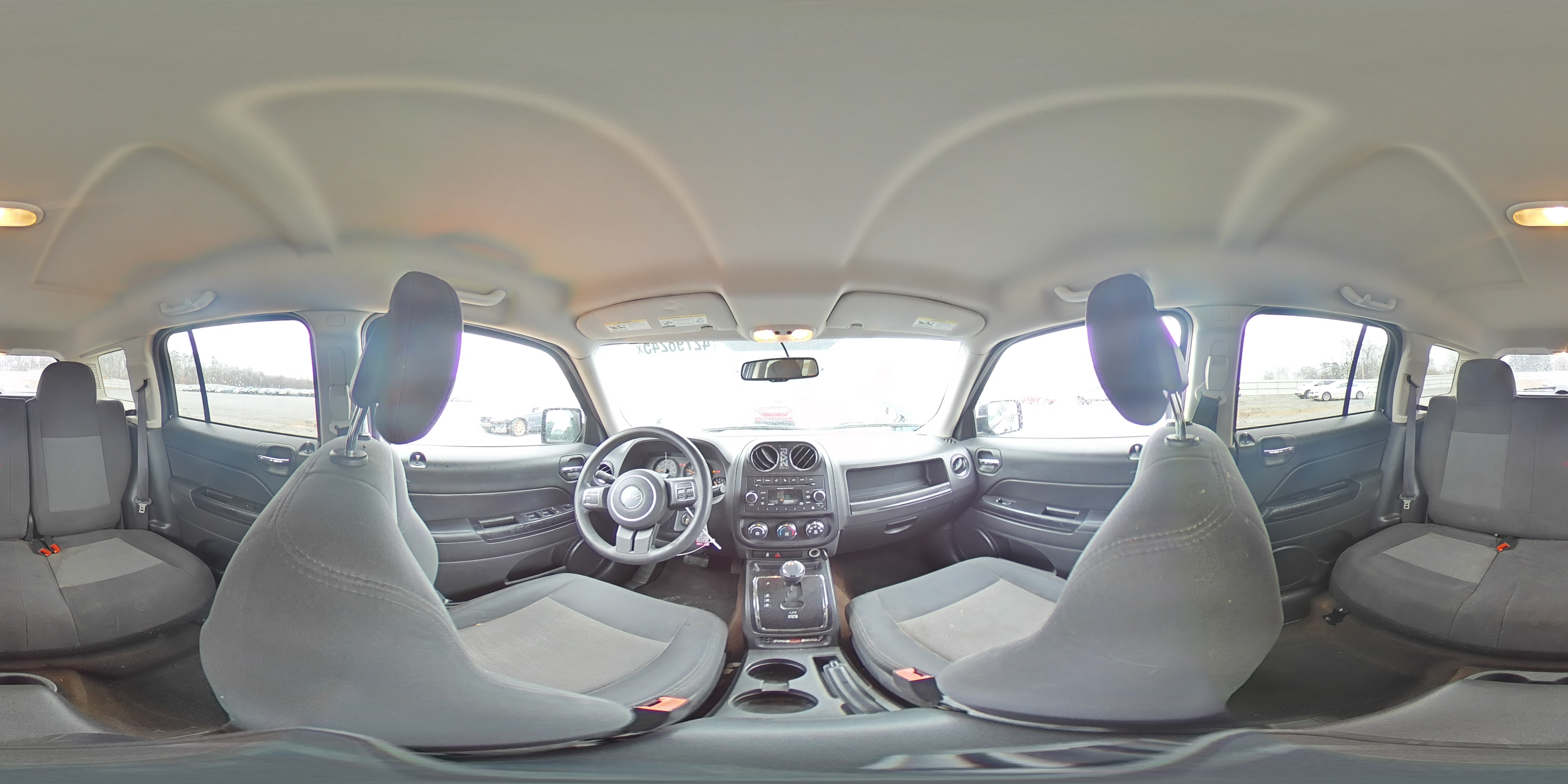 2016 Jeep Liberty (Patriot) - Image 14