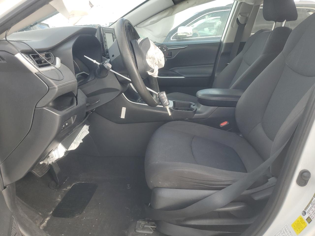 2020 Toyota RAV 4 - Image 7