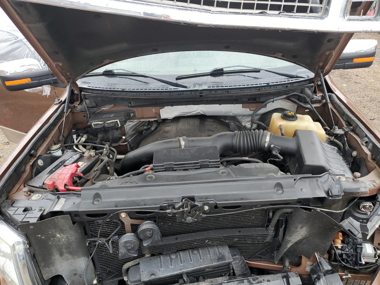 2011 Ford F-150 - Image 13