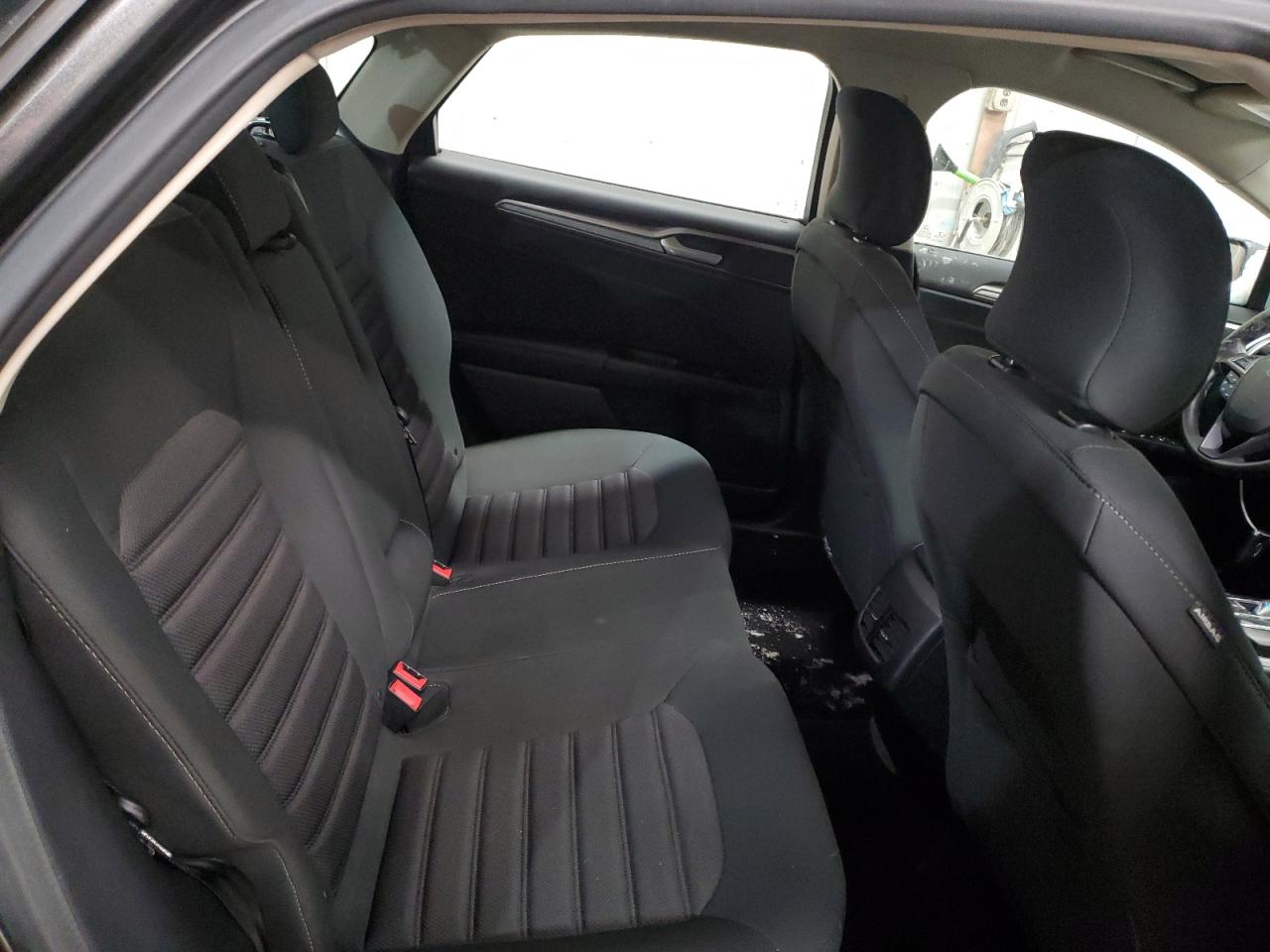 2017 Ford Fusion - Image 10