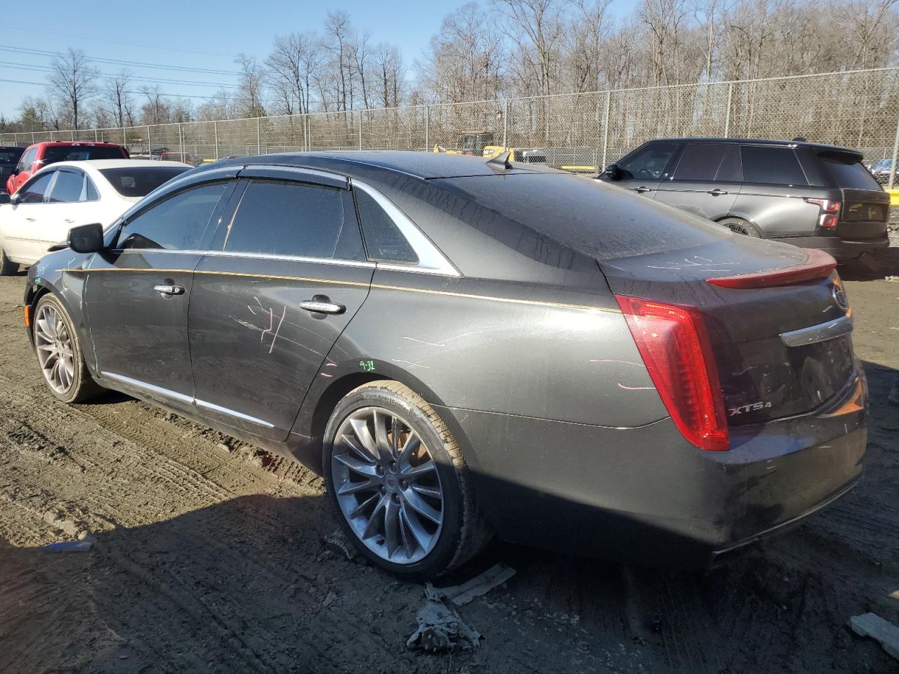 2013 Cadillac XTS - Image 2