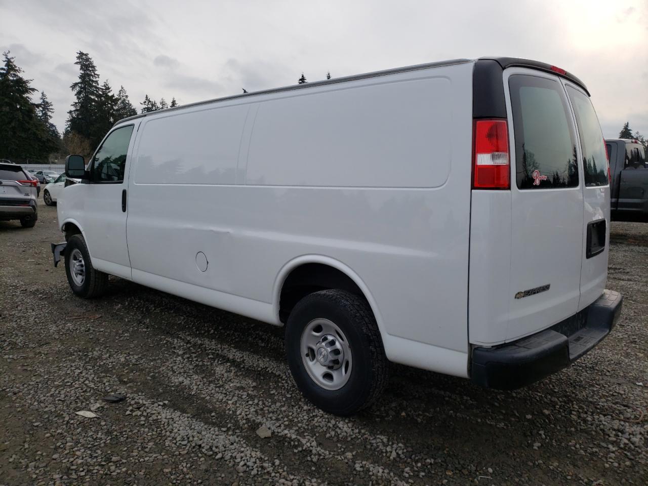 2017 Chevrolet Express - Image 2
