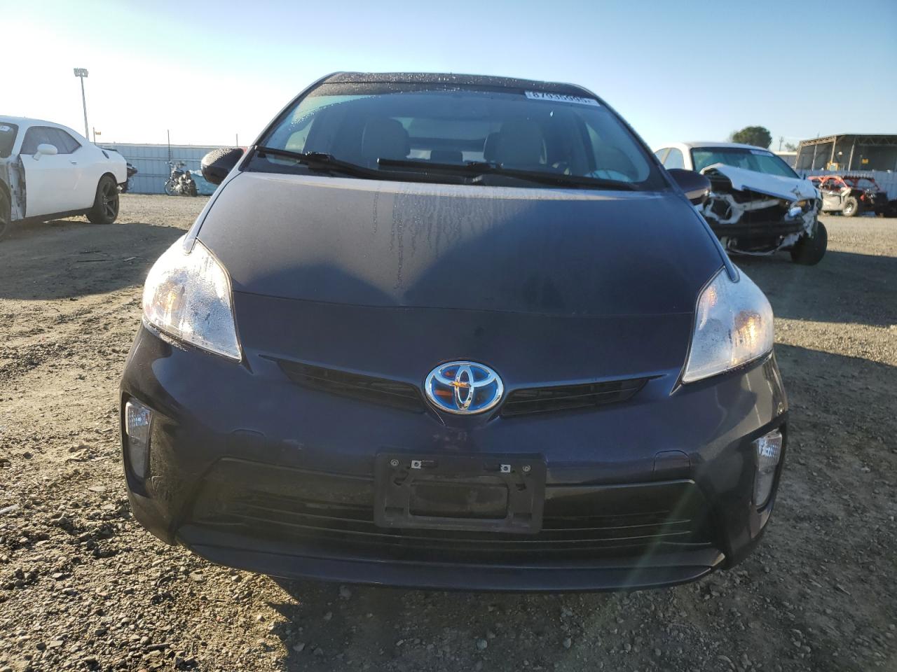 2015 Toyota Prius - Image 5