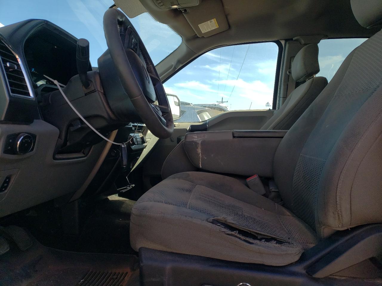 2016 Ford F-150 - Image 7