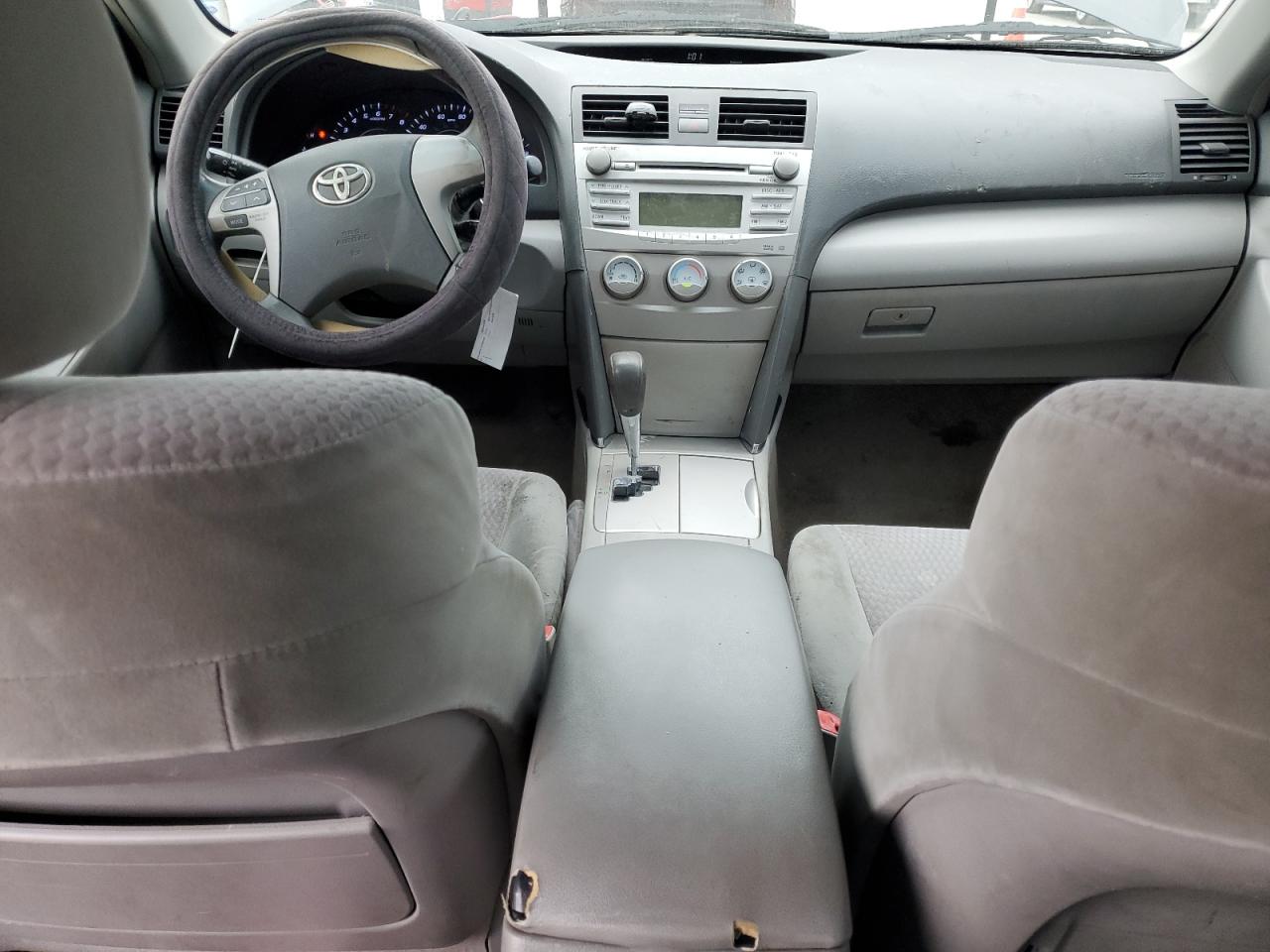 2011 Toyota Camry - Image 8