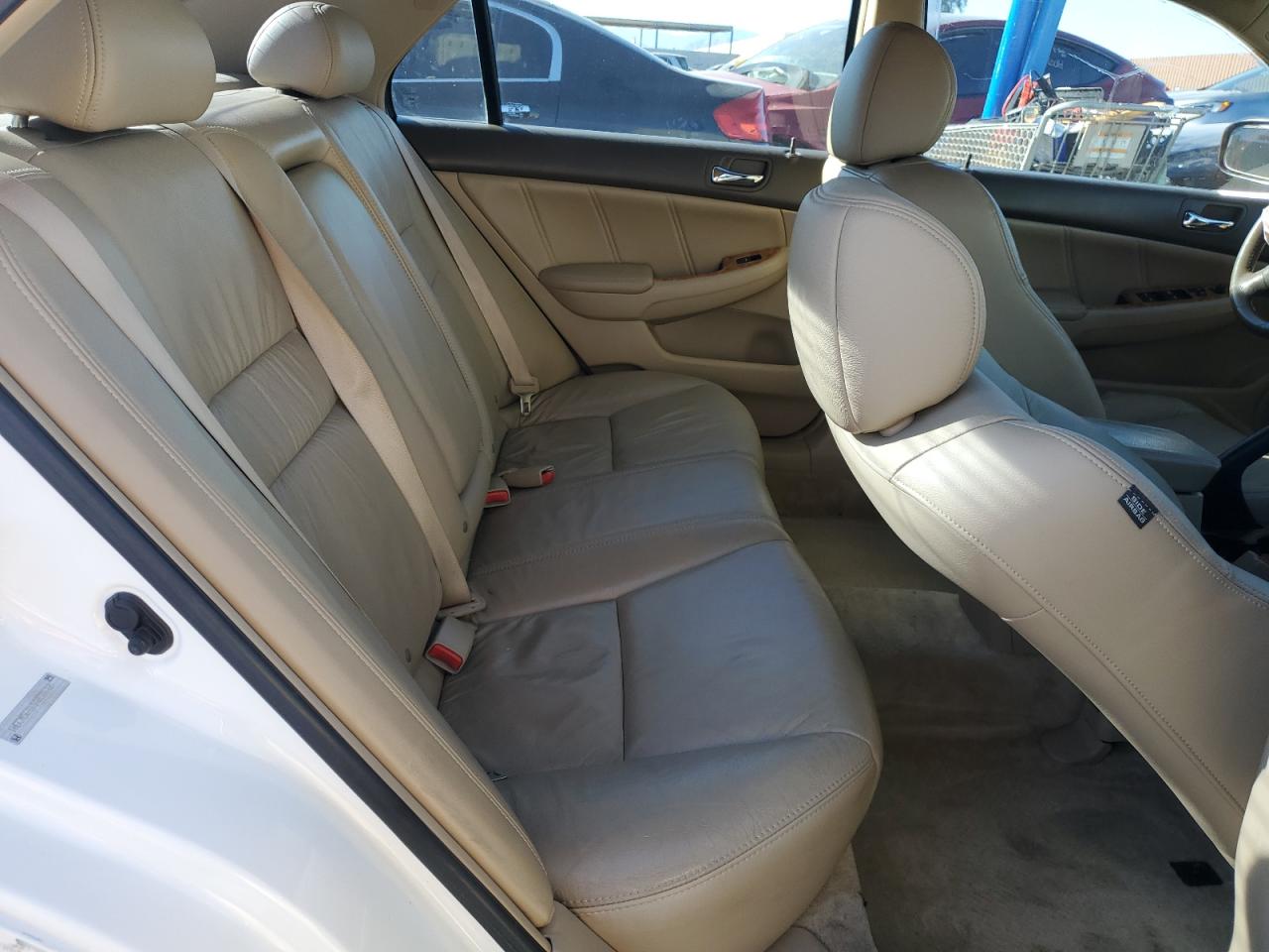 2005 Honda Accord - Image 10