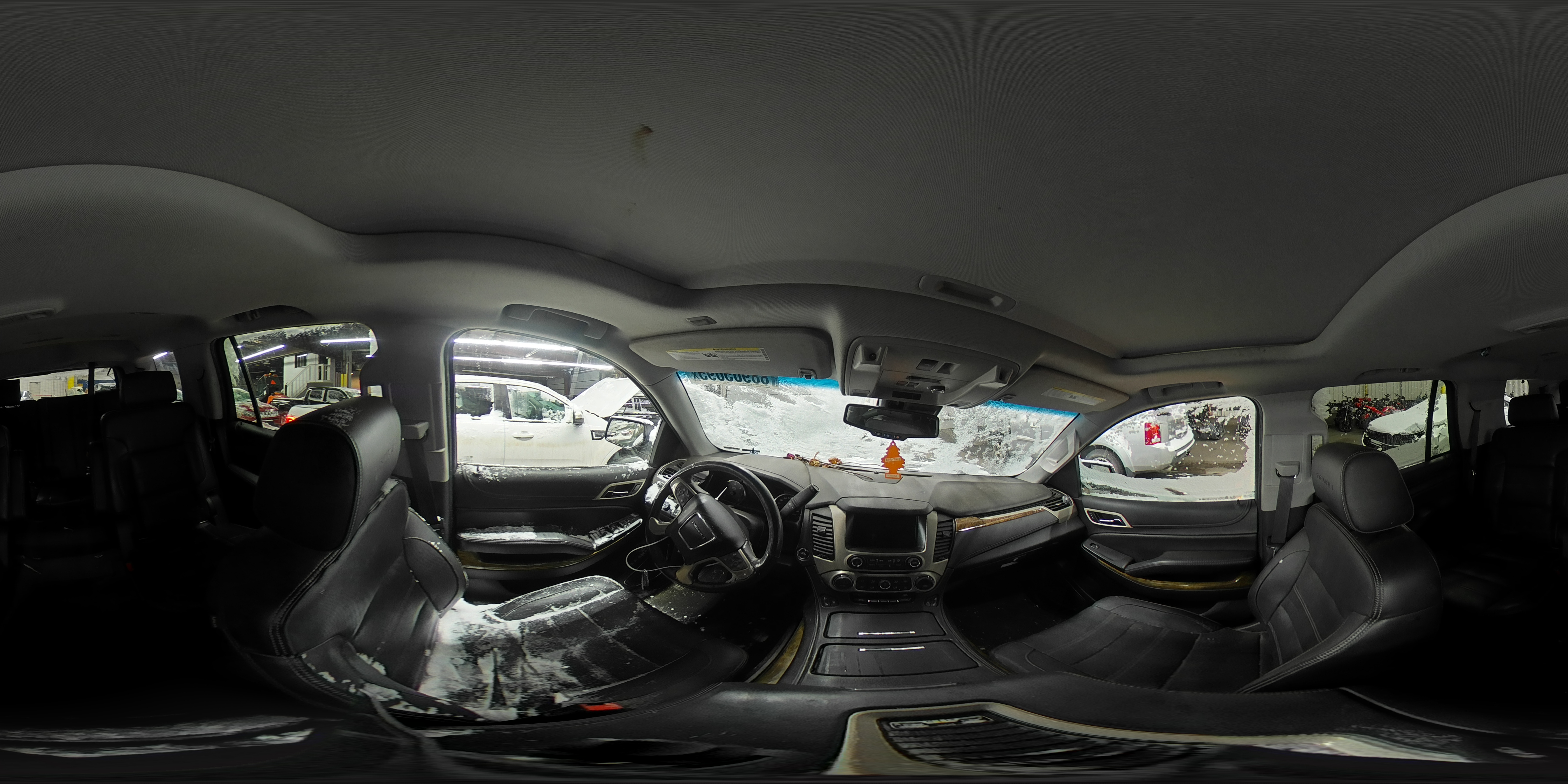 2016 GMC Yukon - Image 14
