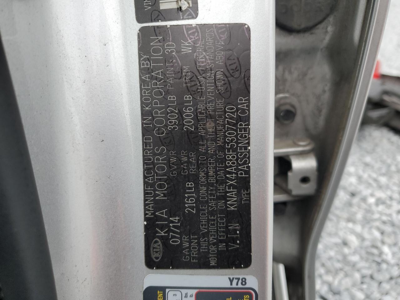2015 Kia Forte - Image 13
