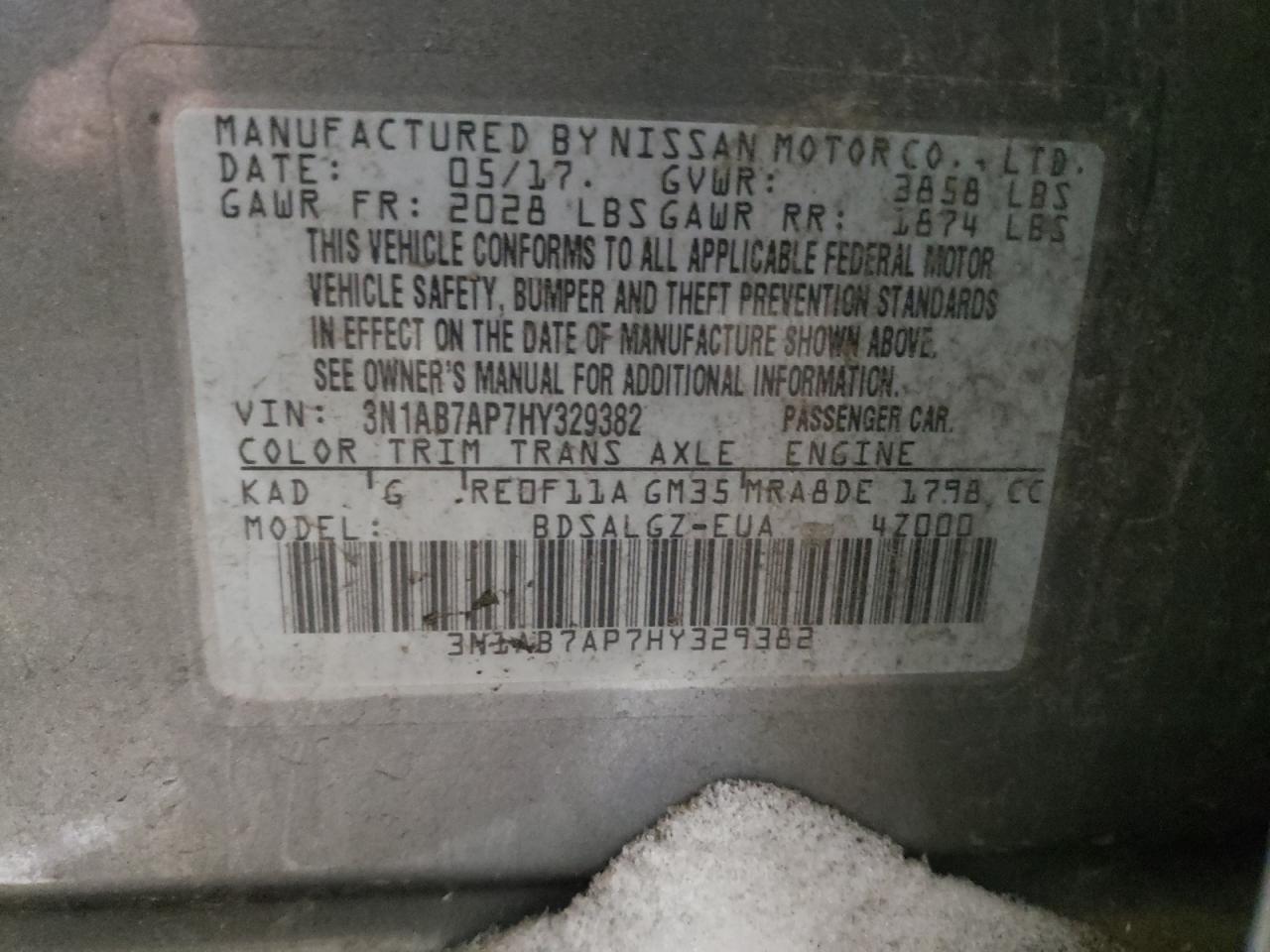 2017 Nissan Sentra - Image 13