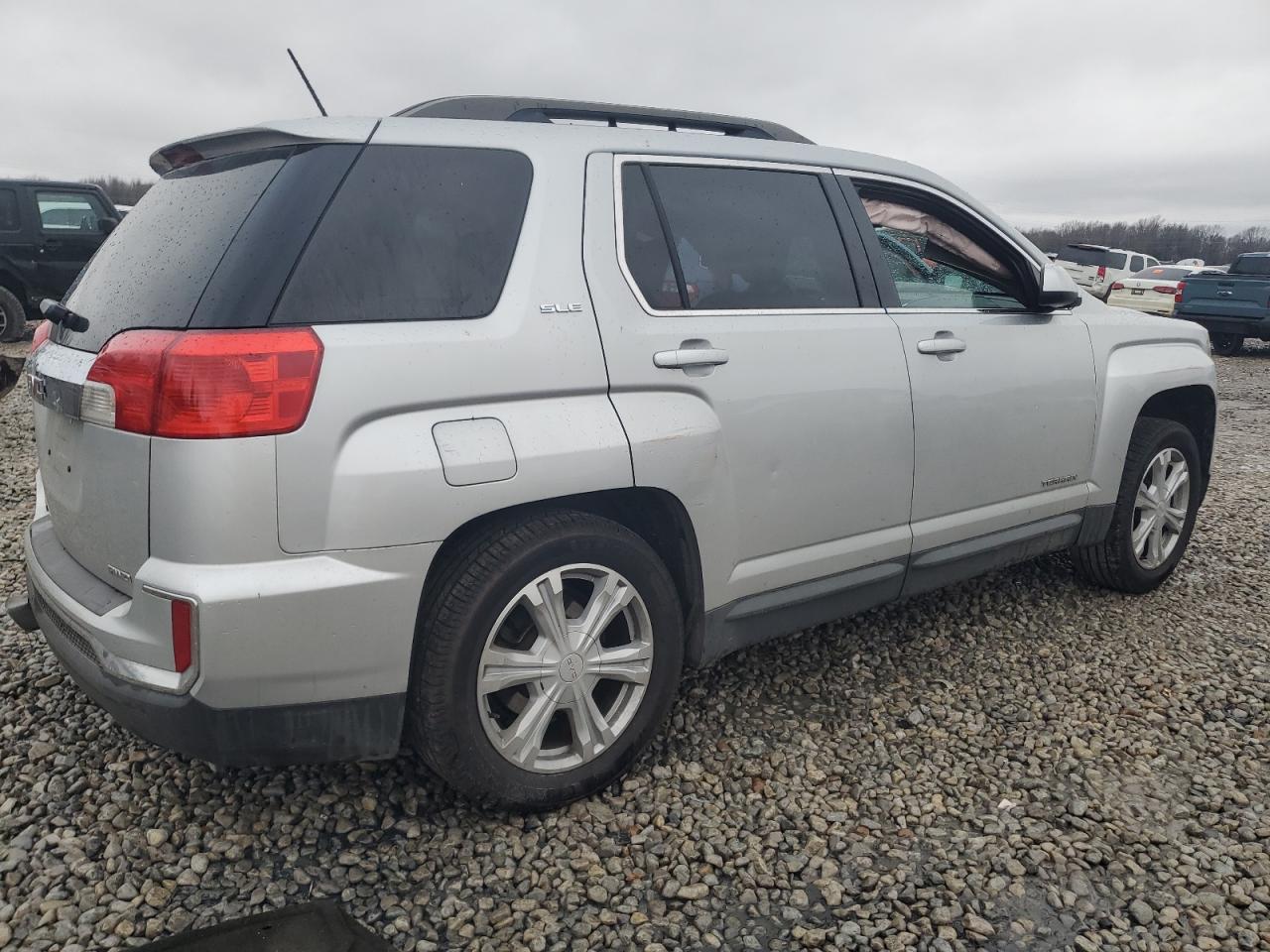 2017 GMC Terrain - Image 3
