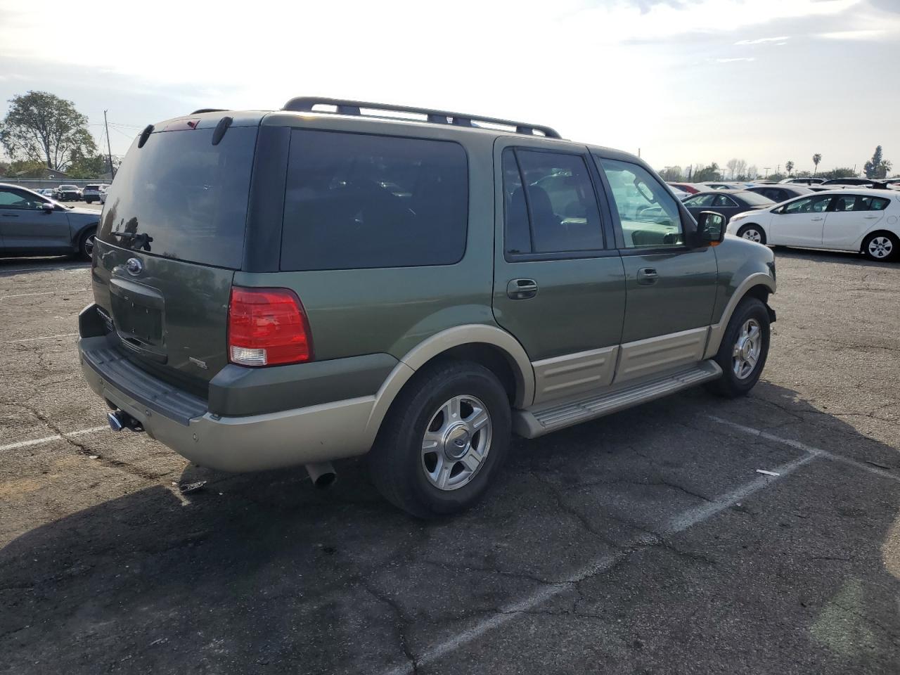 2006 Ford Expedition - Image 3