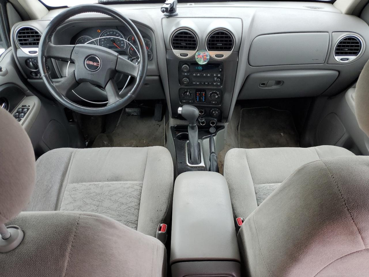 2005 GMC Envoy - Image 8