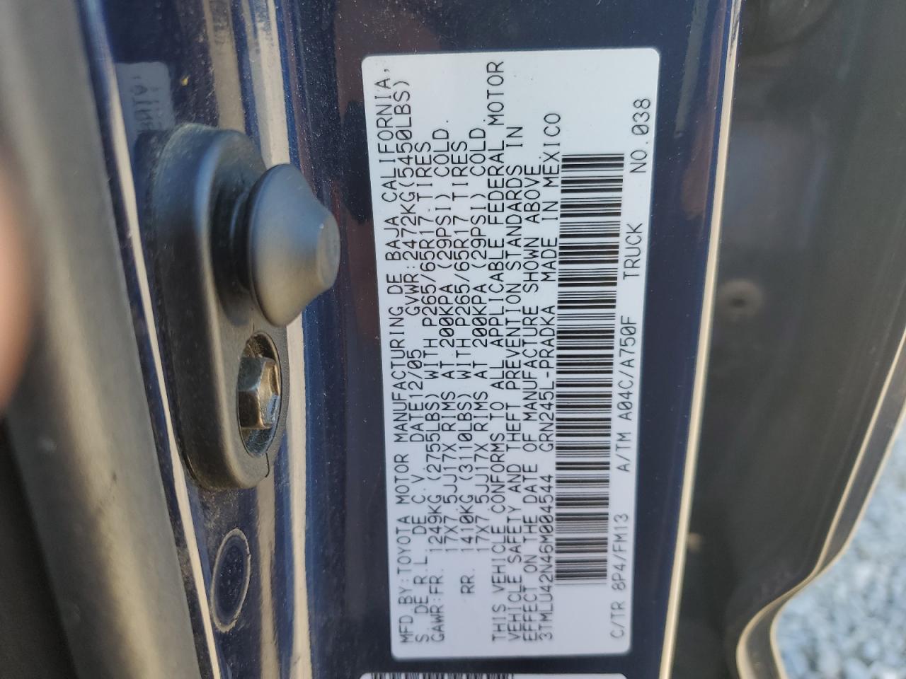 2006 Toyota Tacoma - Image 12
