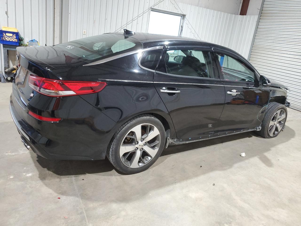 2020 Kia Optima - Image 3