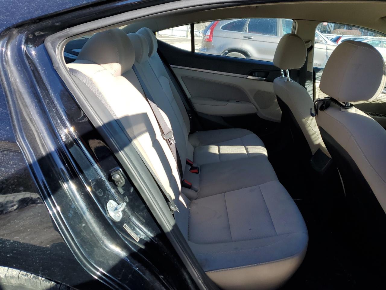 2020 Hyundai Elantra - Image 10