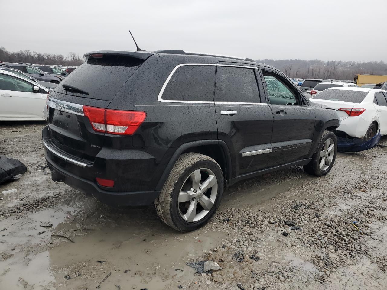2013 Jeep Grand Cherokee - Image 3