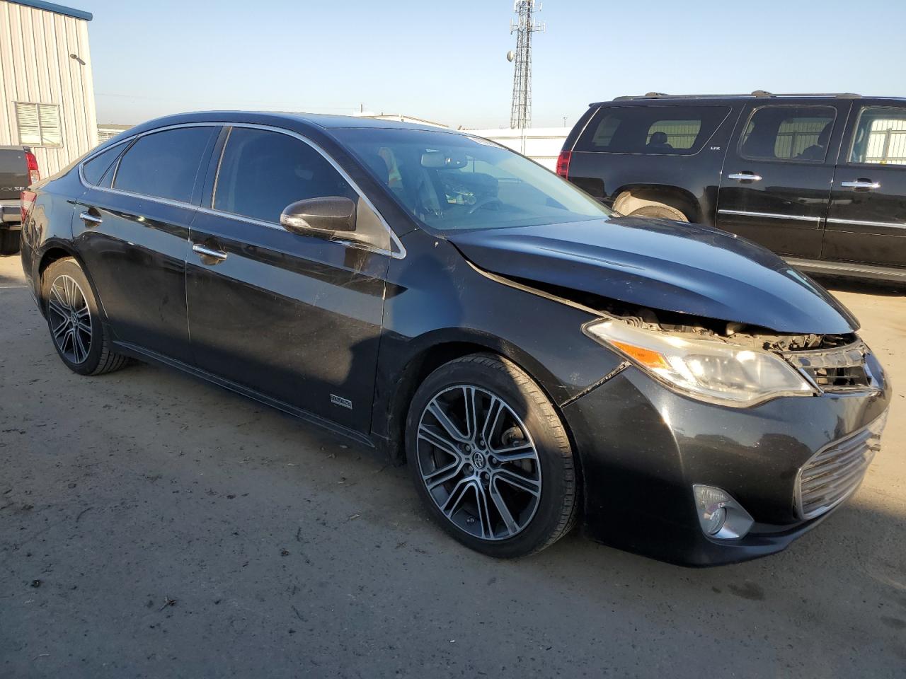 2015 Toyota Avalon - Image 4