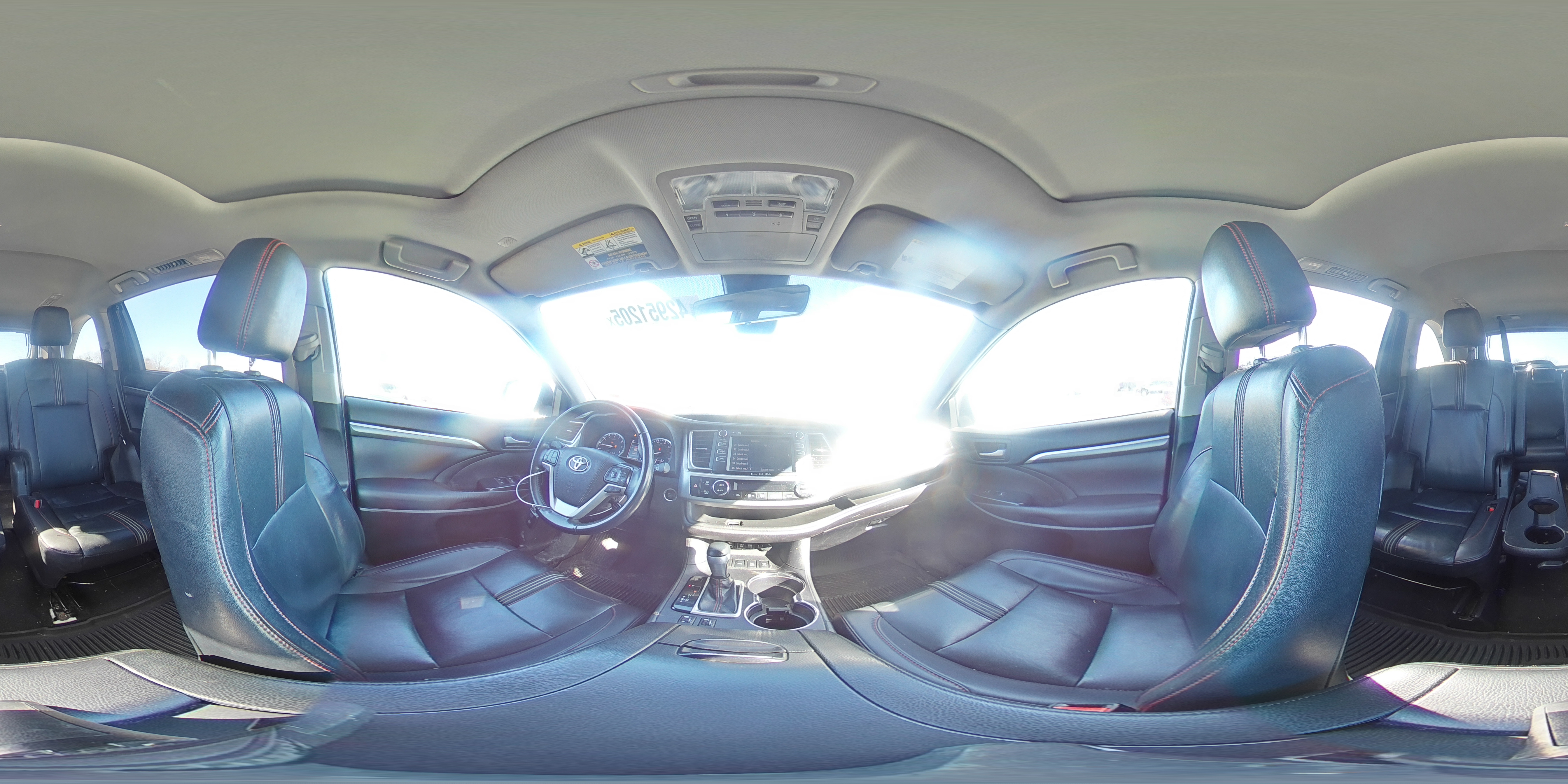 2019 Toyota Highlander - Image 14