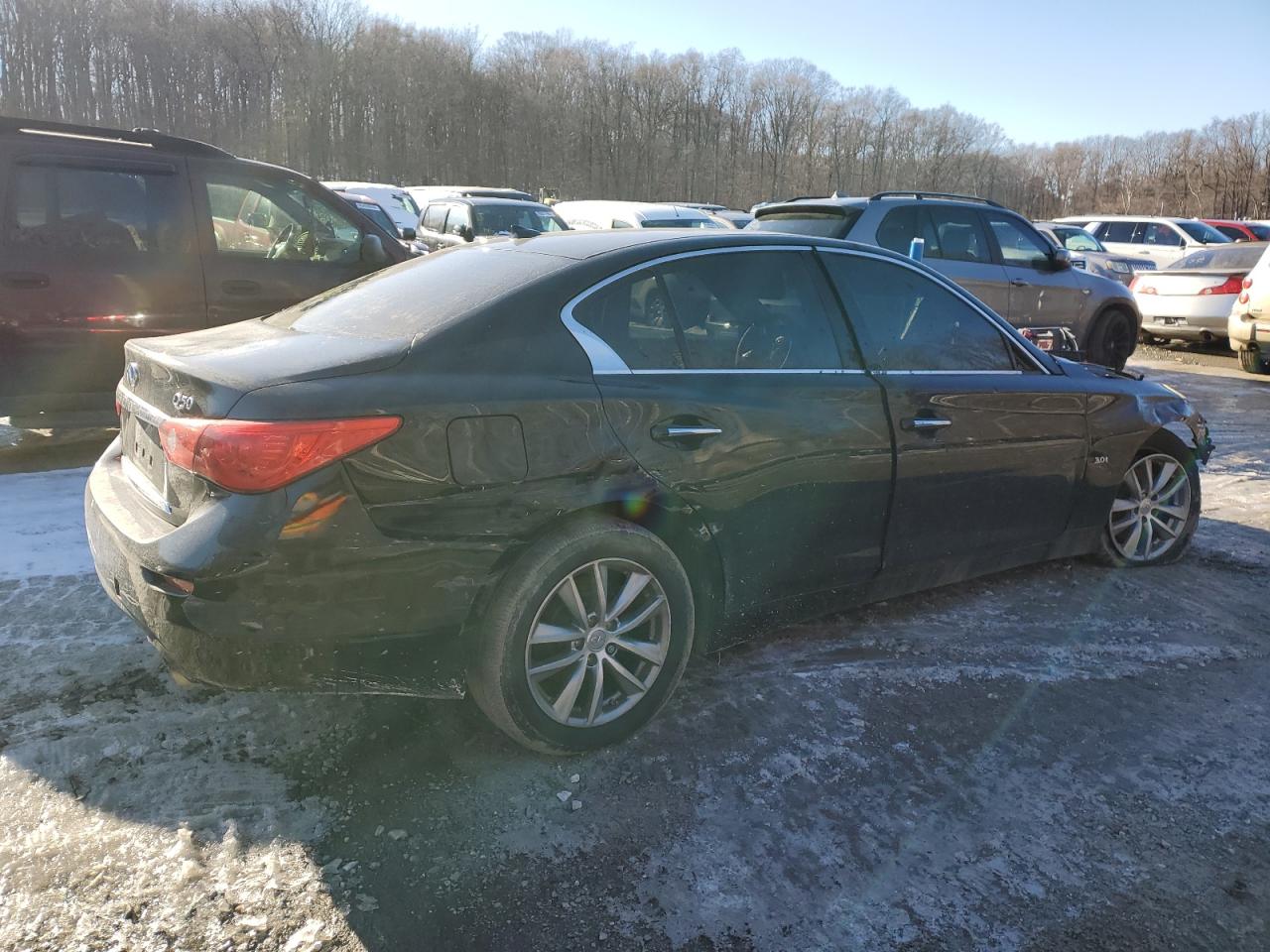 VIN JN1EV7ARXHM836791 2017 INFINITI Q50 no.3