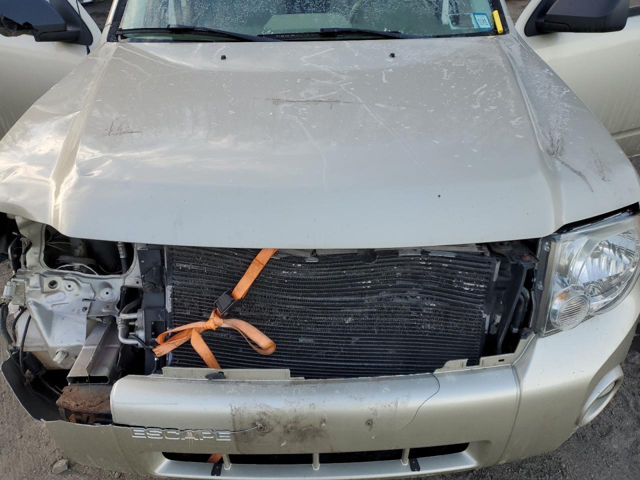 2011 Ford Escape - Image 14
