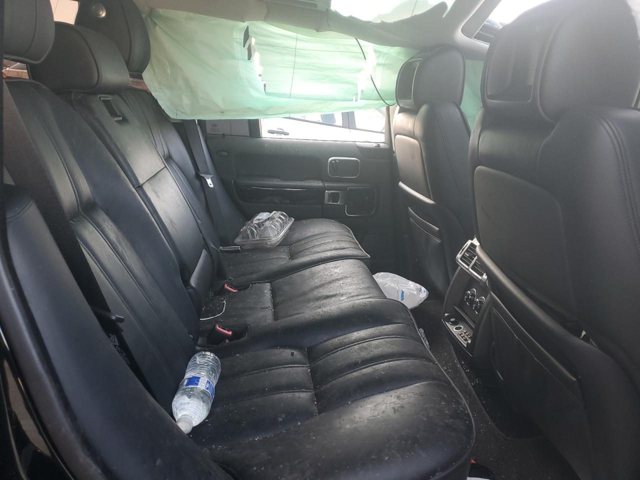 2011 Land Rover Range Rover - Image 11