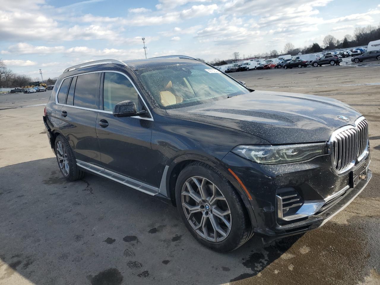 2021 BMW X7 - Image 4