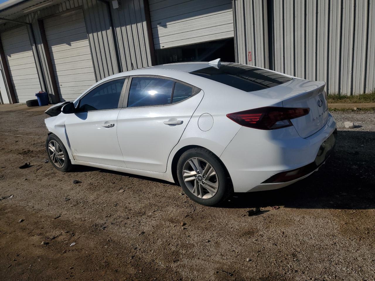 2020 Hyundai Elantra - Image 2