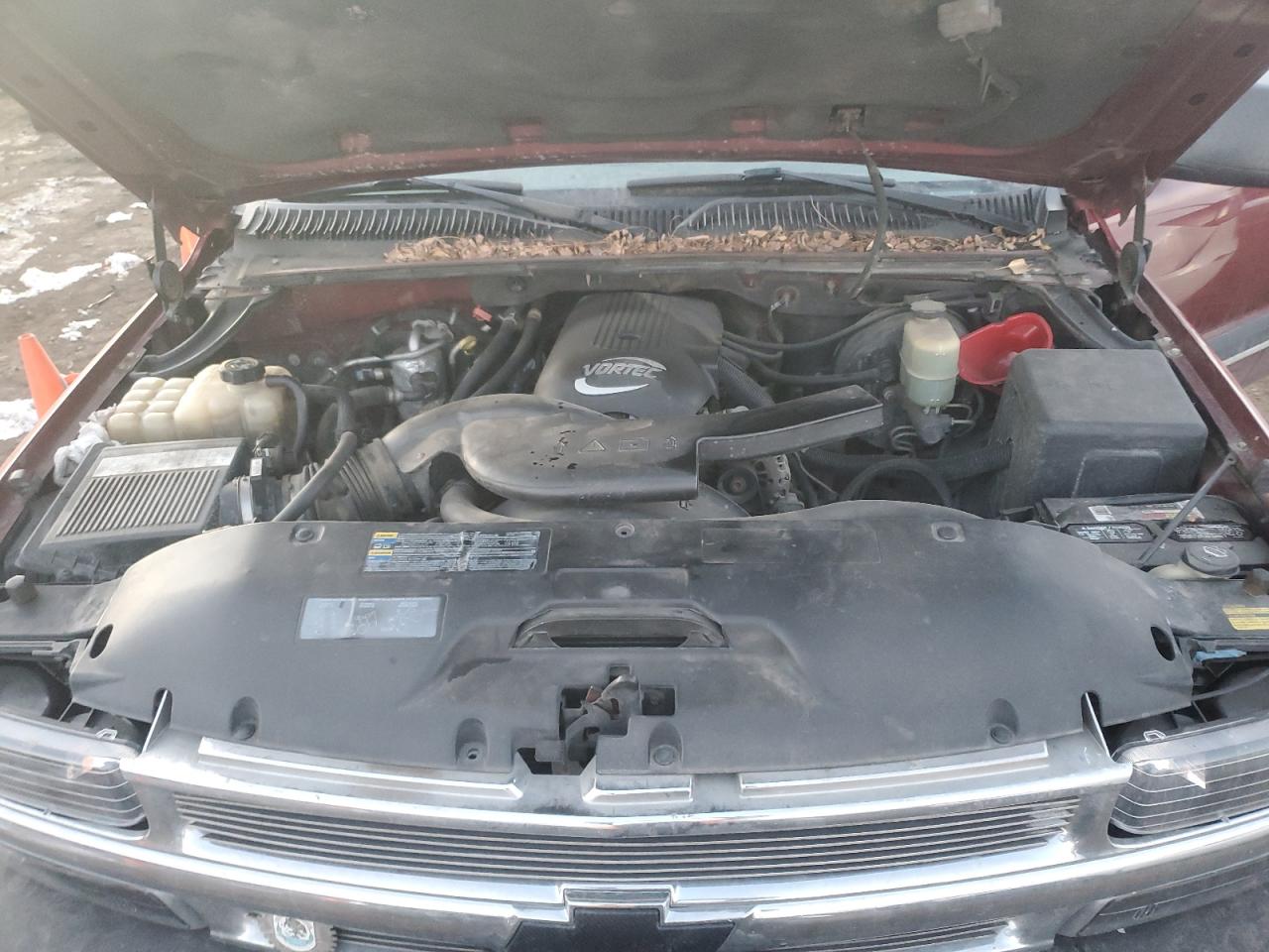 2002 Chevrolet Tahoe - Image 12