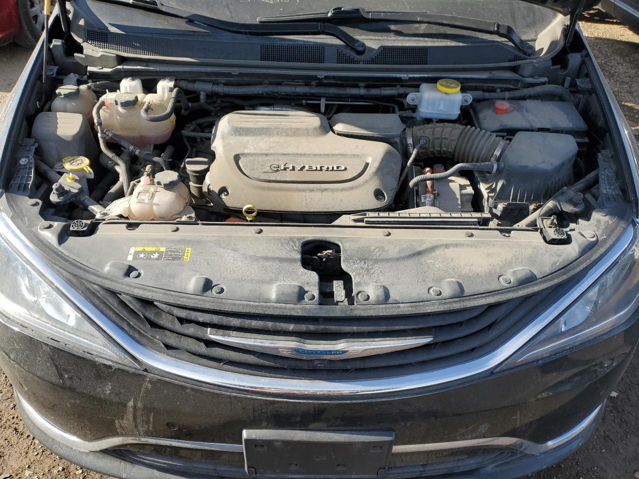 2018 Chrysler Pacifica - Image 12