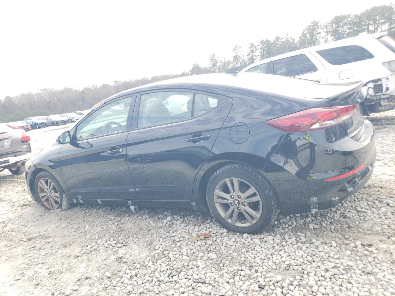 2017 Hyundai Elantra - Image 2