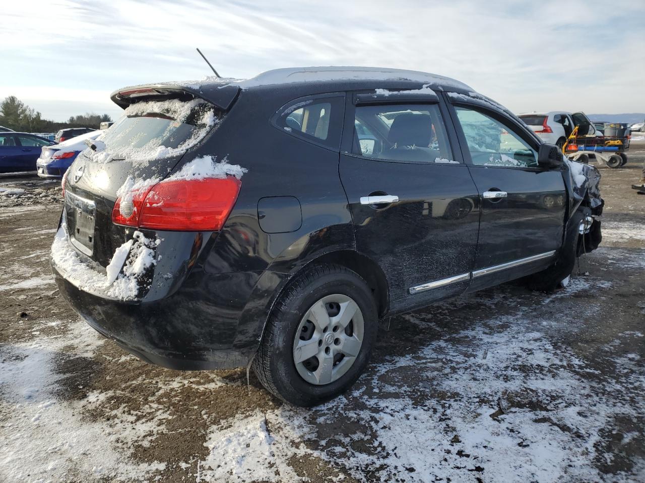2015 Nissan Rogue - Image 3