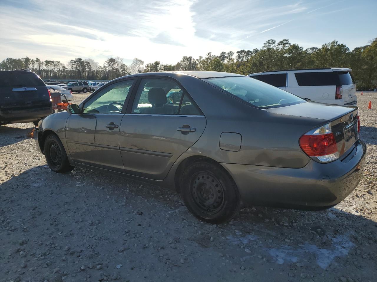 2006 Toyota Camry - Image 2