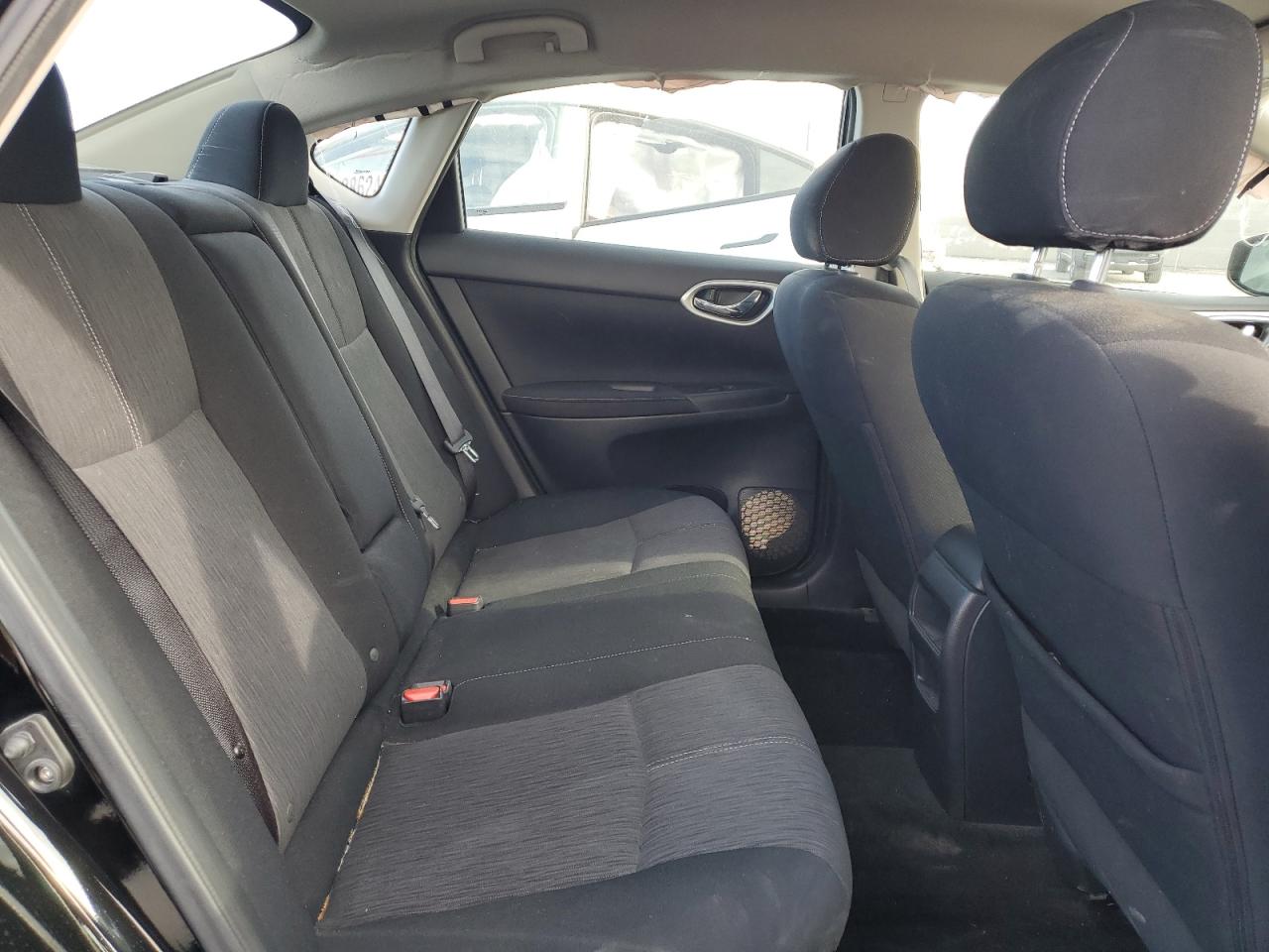 2014 Nissan Sentra - Image 10