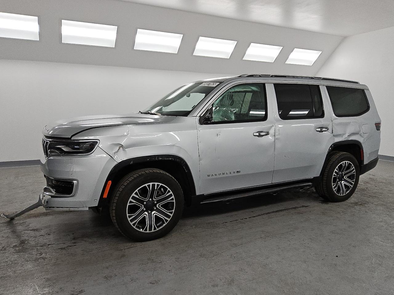 2022 Jeep Grand Wagoneer - Image 1