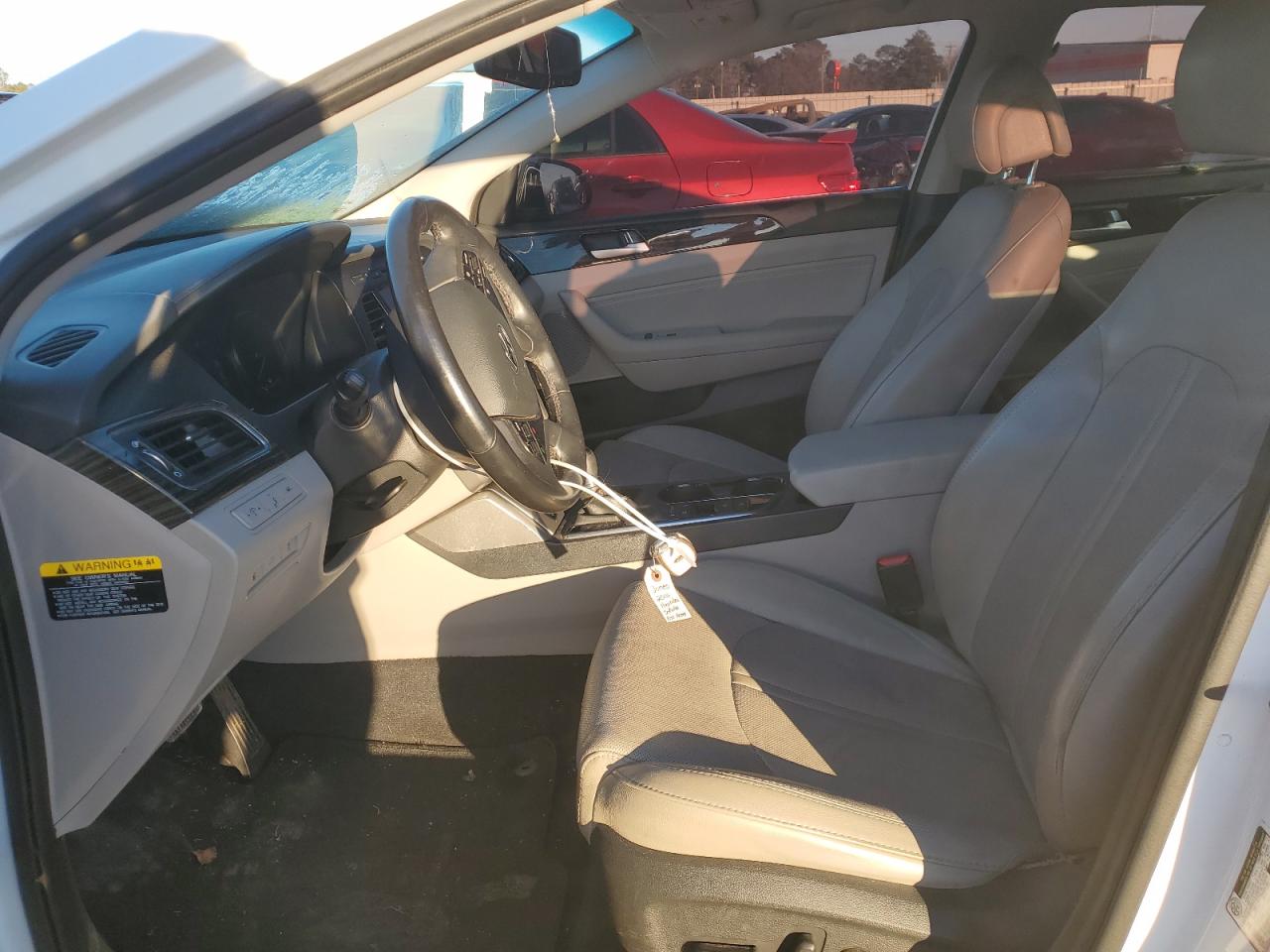2016 Hyundai Sonata - Image 7