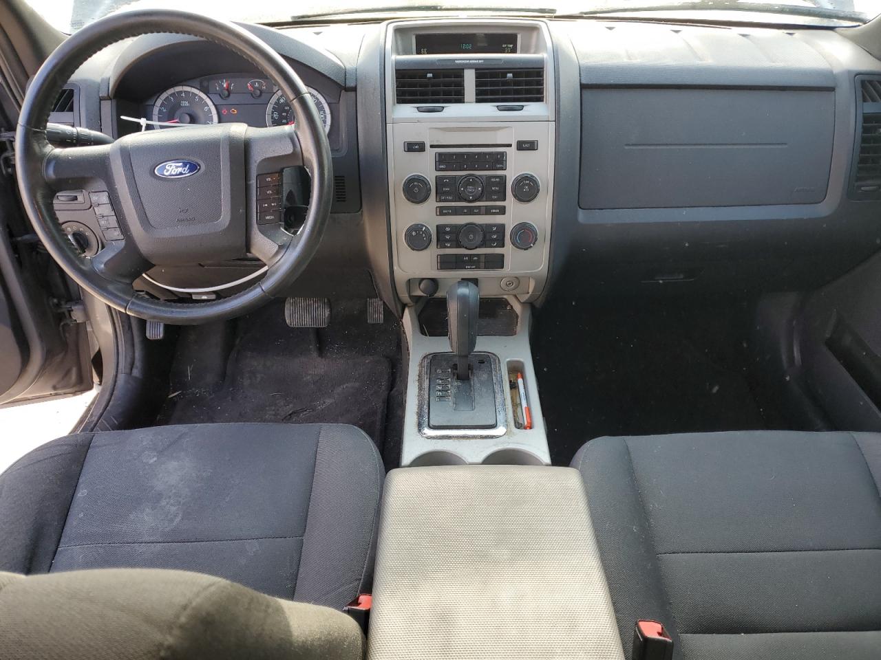 2011 Ford Escape - Image 8