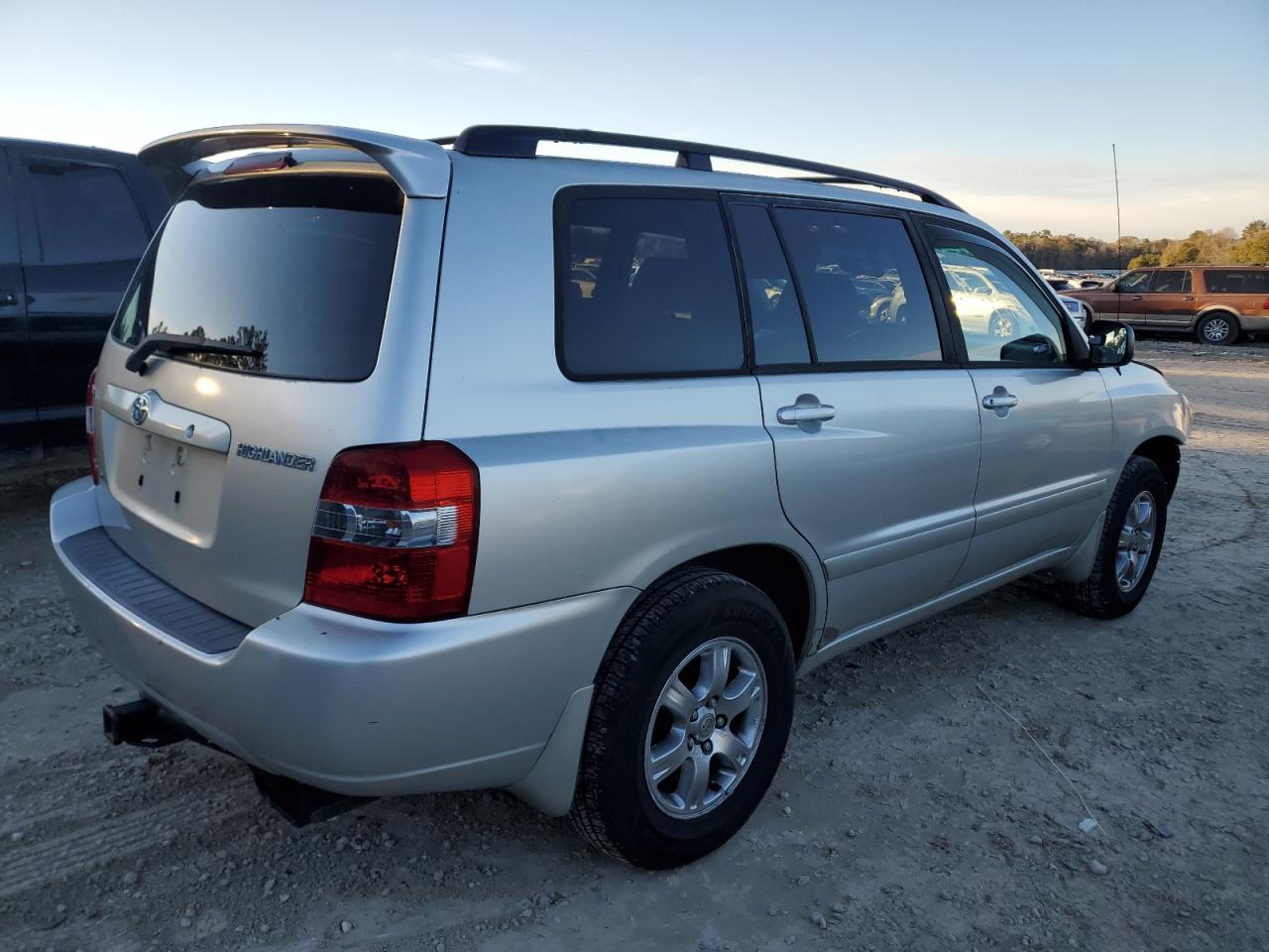 2005 Toyota Highlander - Image 3