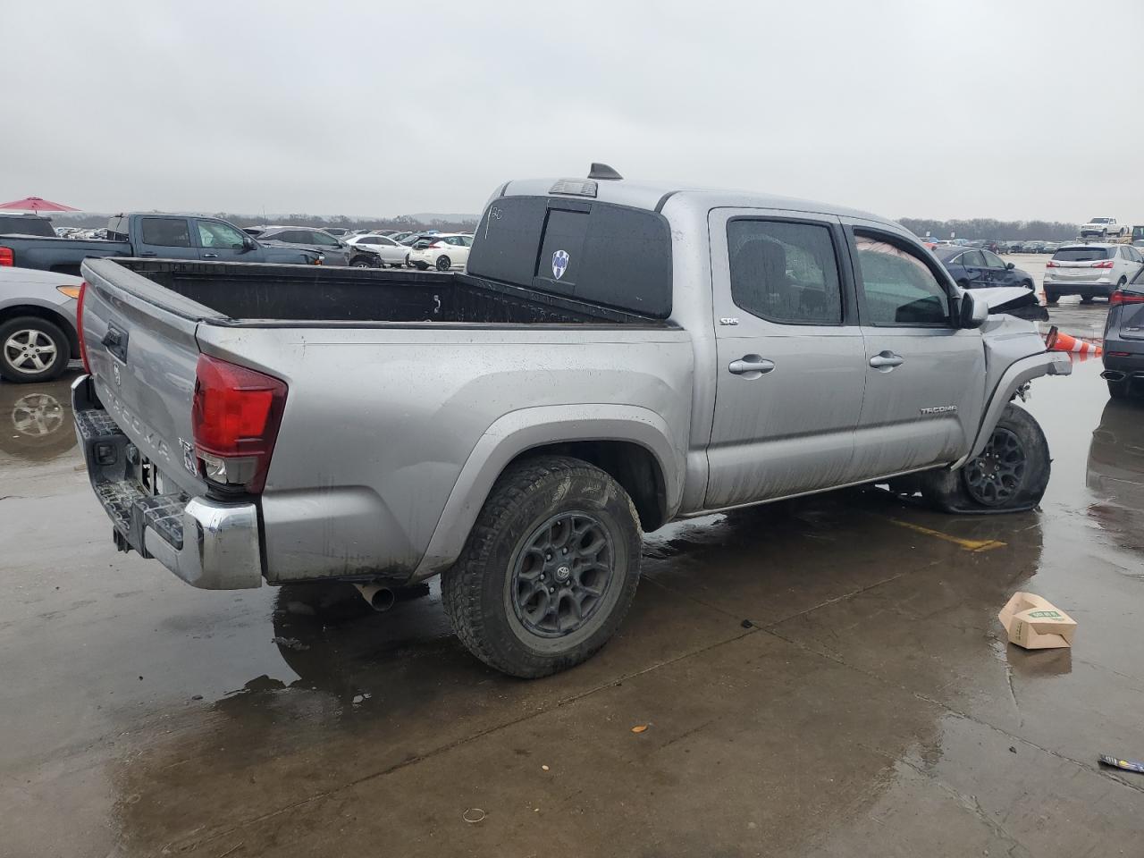 2020 Toyota Tacoma - Image 3