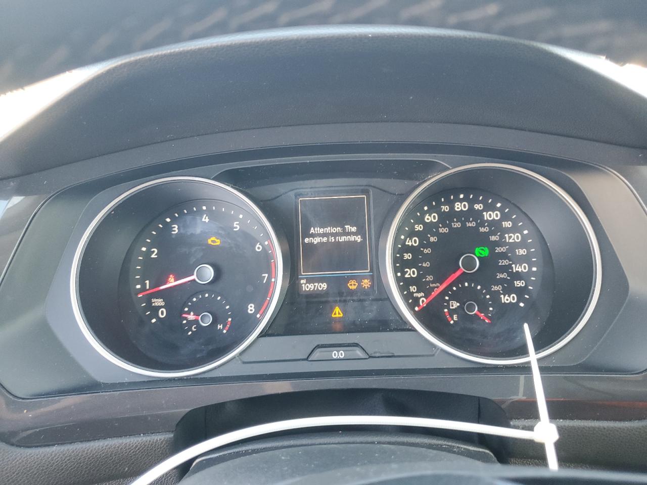 2020 Volkswagen Tiguan - Image 9