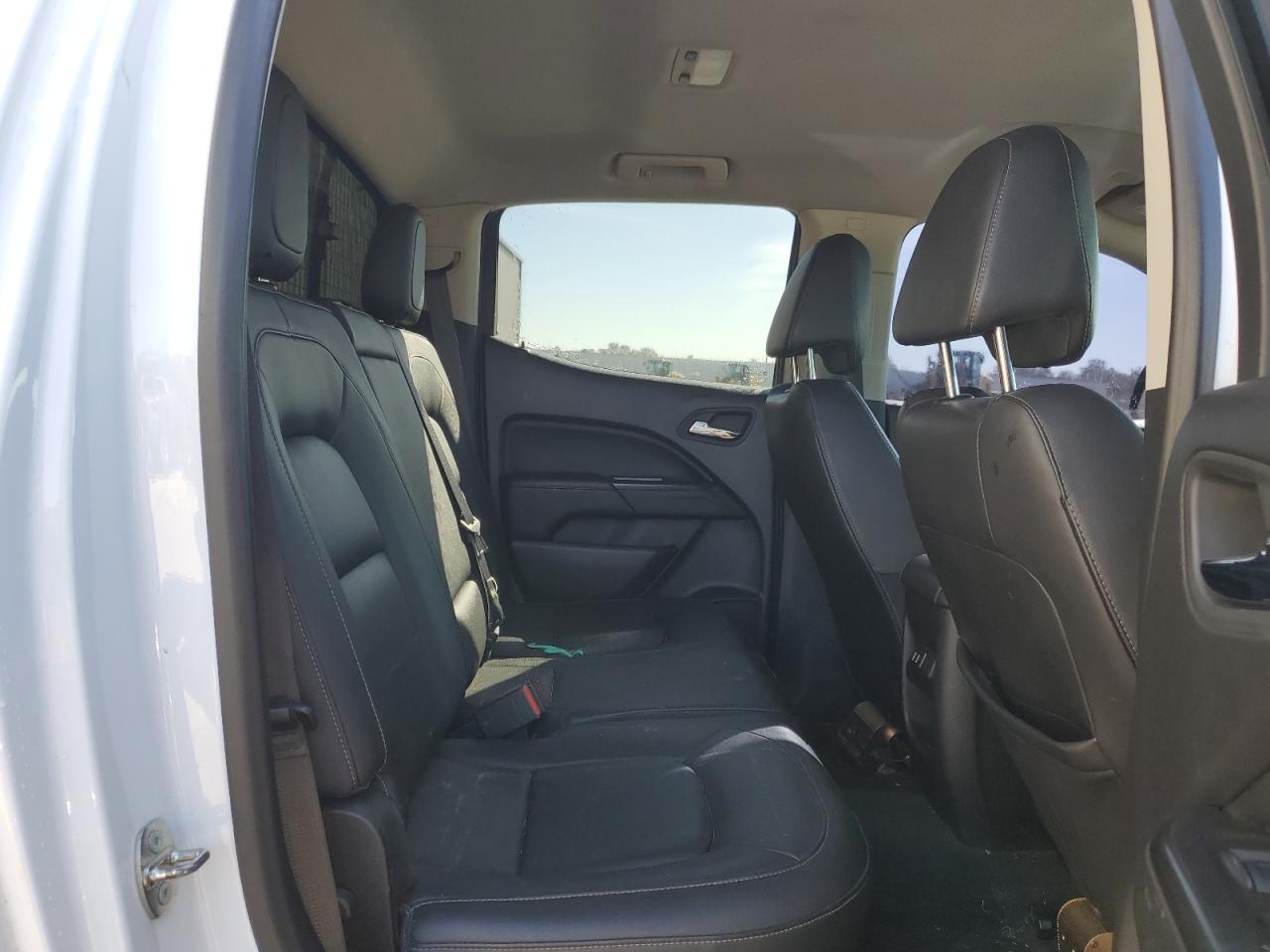 2016 GMC Canyon - Image 11